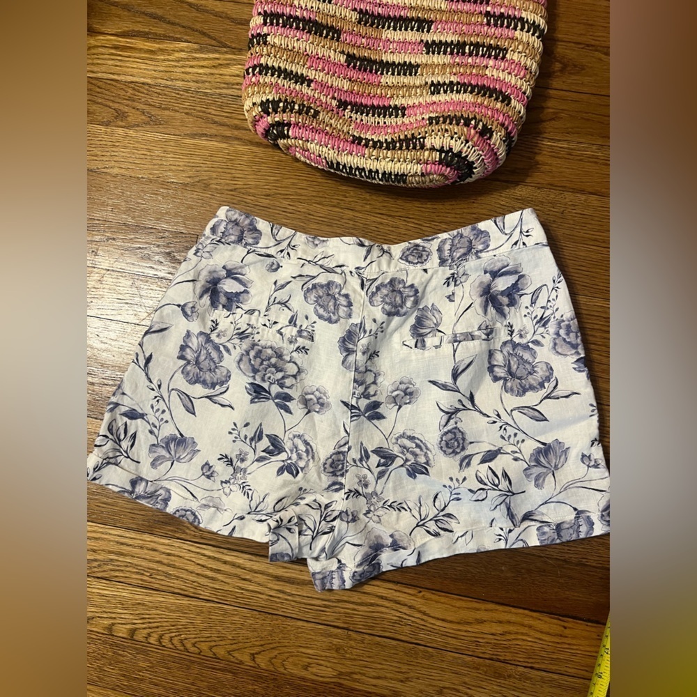 Blue and White Floral Bermudas Relaxed Fit